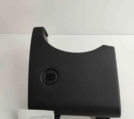 Maserati Quattroporte Dashboard lower bottom trim panel 17749031