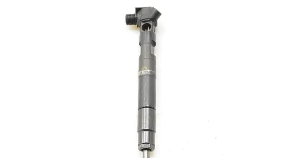 Mercedes-Benz C W204 Fuel injector A6510704987