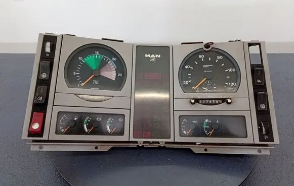 AC 428 Speedometer (instrument cluster) 81272026080