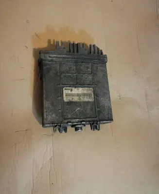 Renault Laguna I Engine control unit/module 0281001766