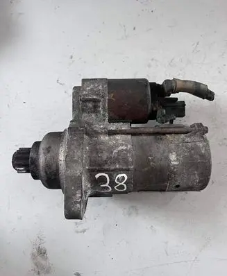 Volkswagen PASSAT B6 Starter motor 02M911023N