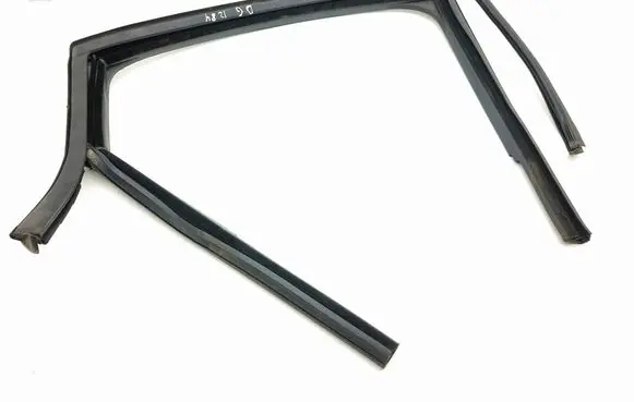 Seat Leon IV Rubber seal rear door 