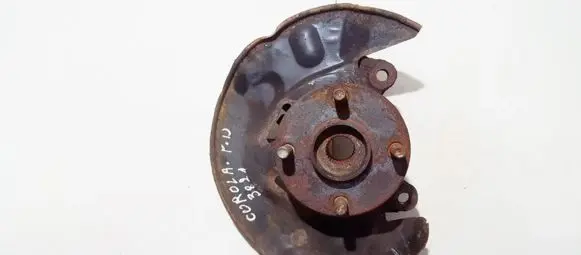 Toyota Corolla E120 E130 Front wheel hub