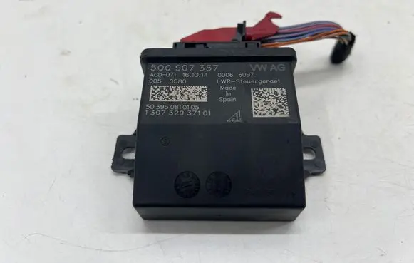 Seat Leon (5F) Light module LCM 5Q0907357