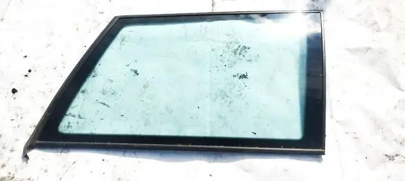 Volkswagen Golf IV Rear side window AS2