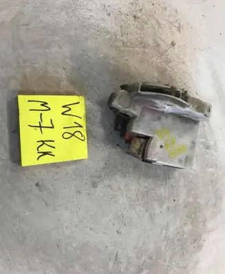 Peugeot 207 Front door lock 
