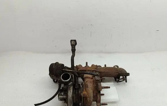 Volkswagen PASSAT B4 Turbo 028145701Q 4540831 612498