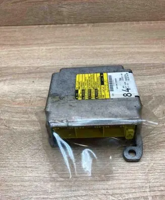 Toyota Avensis T250 Airbag control unit/module 8917005121 215767102