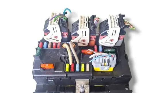 Citroen C3 BSM Control unit 9667199780