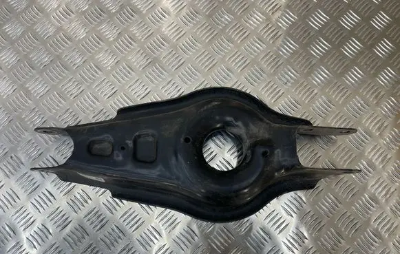 Tesla Model 3 Rear upper control arm/wishbone 104445100F
