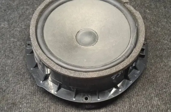 Audi A6 S6 C8 4K Front door speaker 4K0035415