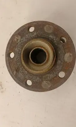 Volkswagen PASSAT B6 Front wheel bearing hub 