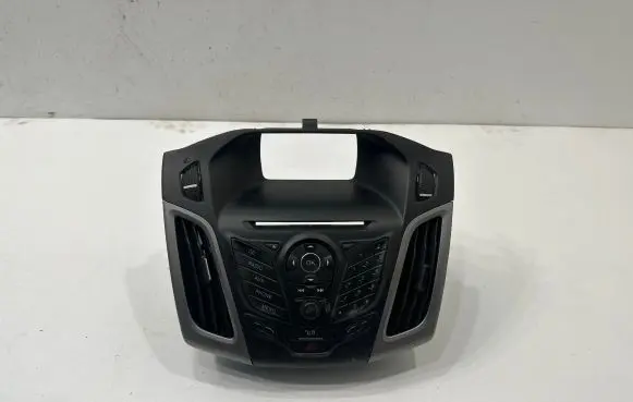 Ford Focus Head unit multimedia control AM5T18K811BE 331410000 2001201