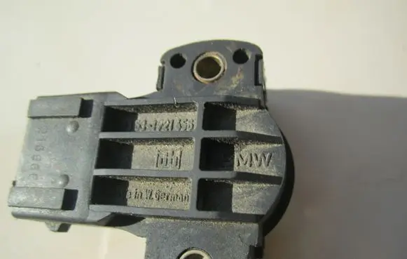 BMW 7 E38 Throttle valve position sensor 13631721456