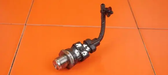 Opel Insignia A Fuel pressure sensor 0281002982 B20DTH