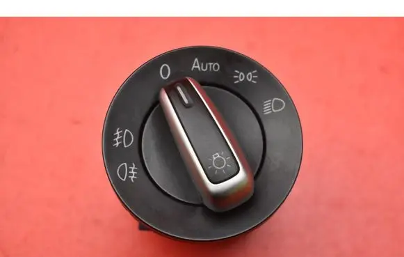 Volkswagen Golf V Light switch 