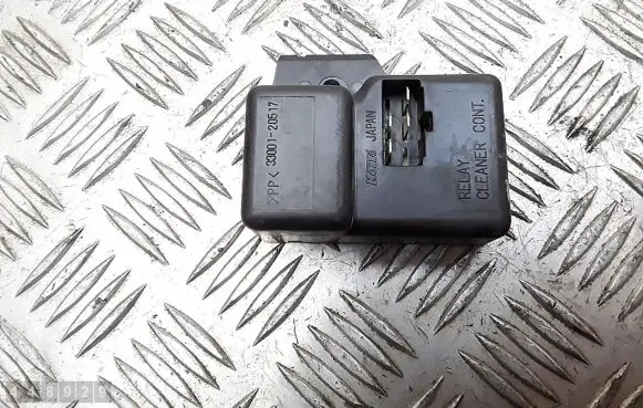 Subaru Forester SF Window wiper relay 3300120517