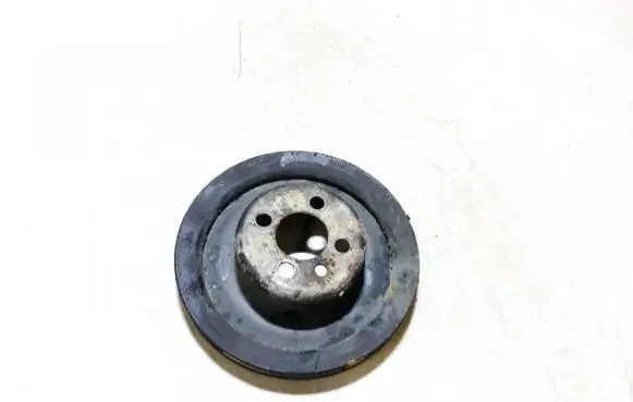 Volkswagen Golf III Crankshaft pulley 028105253a
