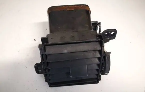 Dash center air vent grill