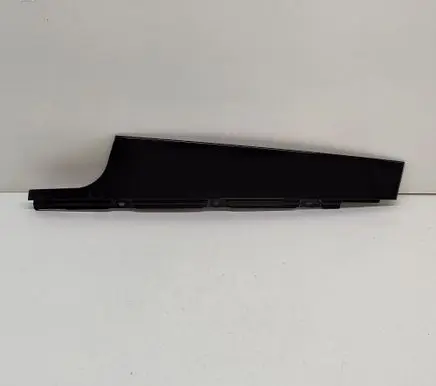 Volvo XC90 Front door glass trim molding 31688693