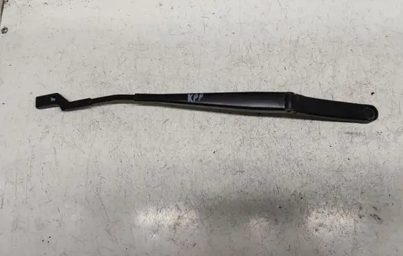 Volkswagen PASSAT B7 Front wiper blade arm