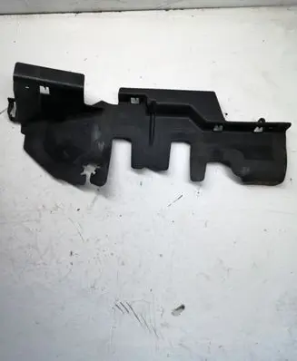 Volkswagen PASSAT B6 Radiator trim 3C0121284