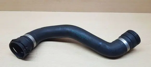 BMW 4 F32 F33 Engine coolant pipe/hose 8514051