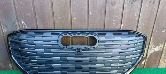 Audi Q4 Sportback e-tron Front bumper upper radiator grill 89A853651B
