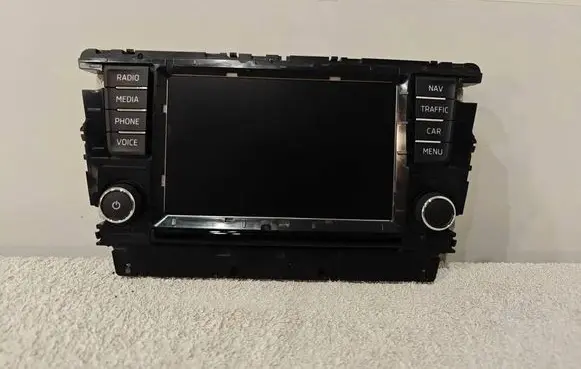 Skoda Rapid (NH) Screen/display/small screen 5JA919604A QFSD502C