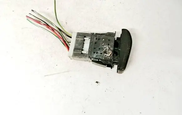 Honda CR-V Hazard light switch m19620