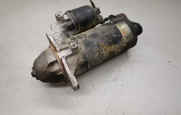 Opel Zafira A Starter motor 0986017420