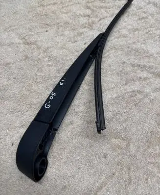 BMW X5 G05 Rear wiper blade arm 7442091