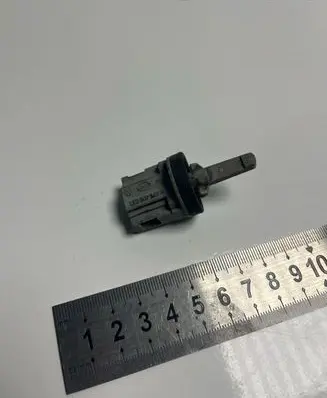 Volkswagen PASSAT B6 Interior temperature sensor 1K0907543A 1K0907543