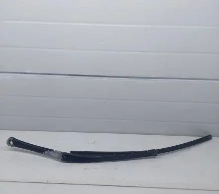 BMW 5 E39 Front wiper blade arm 102076