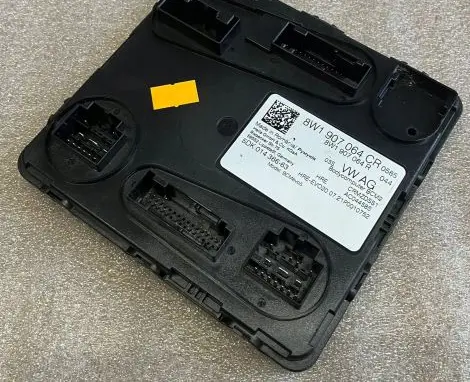 Audi A4 S4 B9 Other control units/modules 8W1907064CR 8W1907064DR