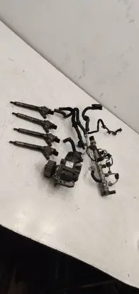 Volkswagen Golf VII Fuel injection system set 04L130755D 04L089B 04L130277G