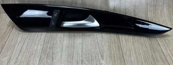 Dashboard side end trim