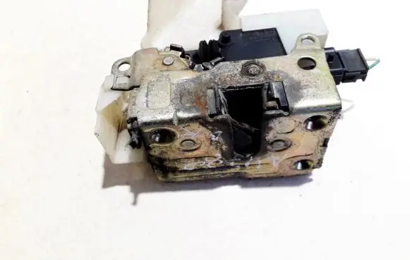 Renault Megane I Rear door lock