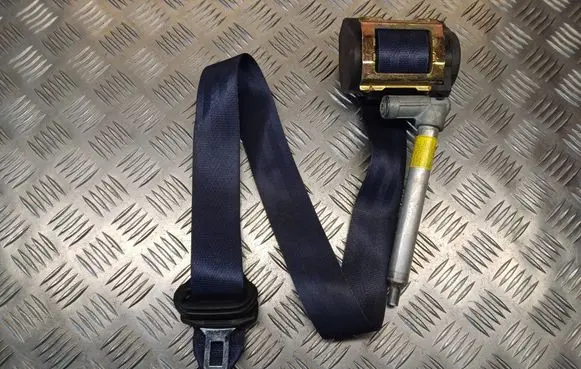 Audi A4 S4 B5 8D Front seatbelt 8D0857706 0566021300