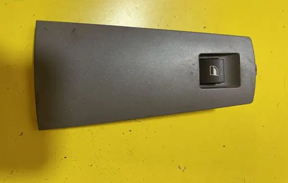 BMW 7 E65 E66 Electric window control switch 8379597