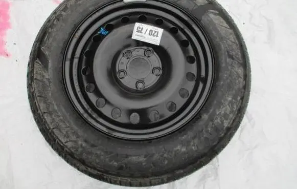 Jeep Grand Cherokee R18 spare wheel P04726146AB 88051987AC