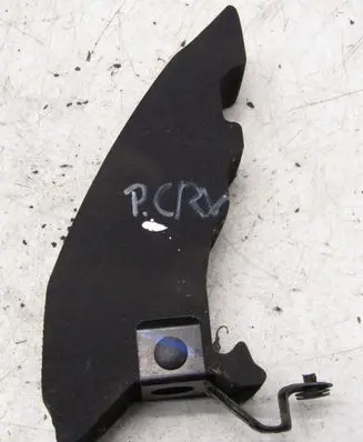 Honda CR-V Fender foam support/seal 