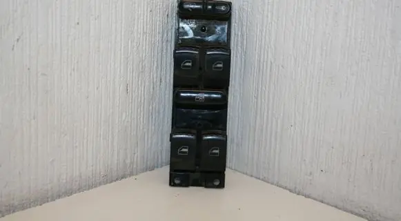 Volkswagen PASSAT B5.5 Electric window control switch 1J4959857D F005S00162