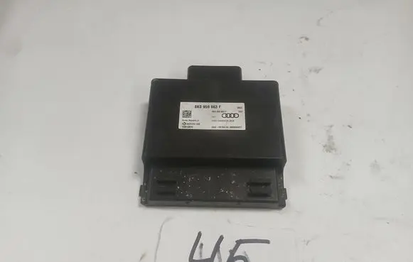 Audi A7 S7 4G Voltage converter/converter module 8K0959663F