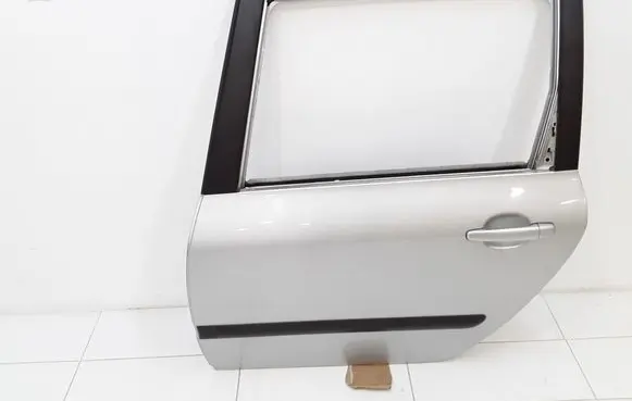 Peugeot 307 Rear door