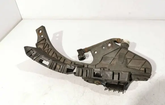 Headlight/headlamp mounting bracket