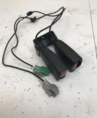 Volvo V50 Rear seatbelt buckle