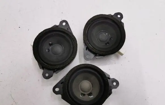 Mazda CX-7 Front door speaker NE6166960 278442001