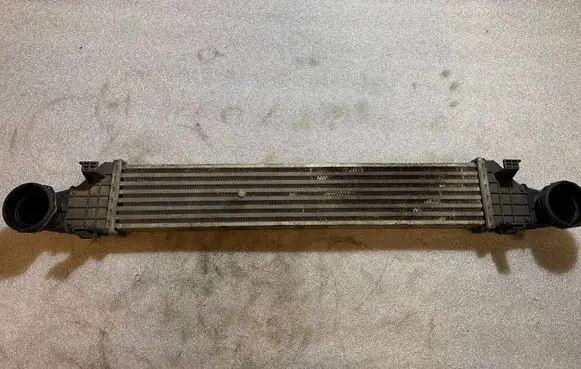 Mercedes-Benz E W211 Intercooler radiator A2115001002 2115001002