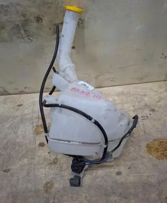 Mazda 5 Windshield washer fluid reservoir/tank BBM467480